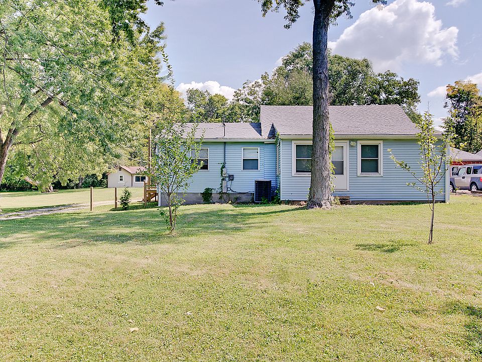 1st image of 1365 N High School Rd