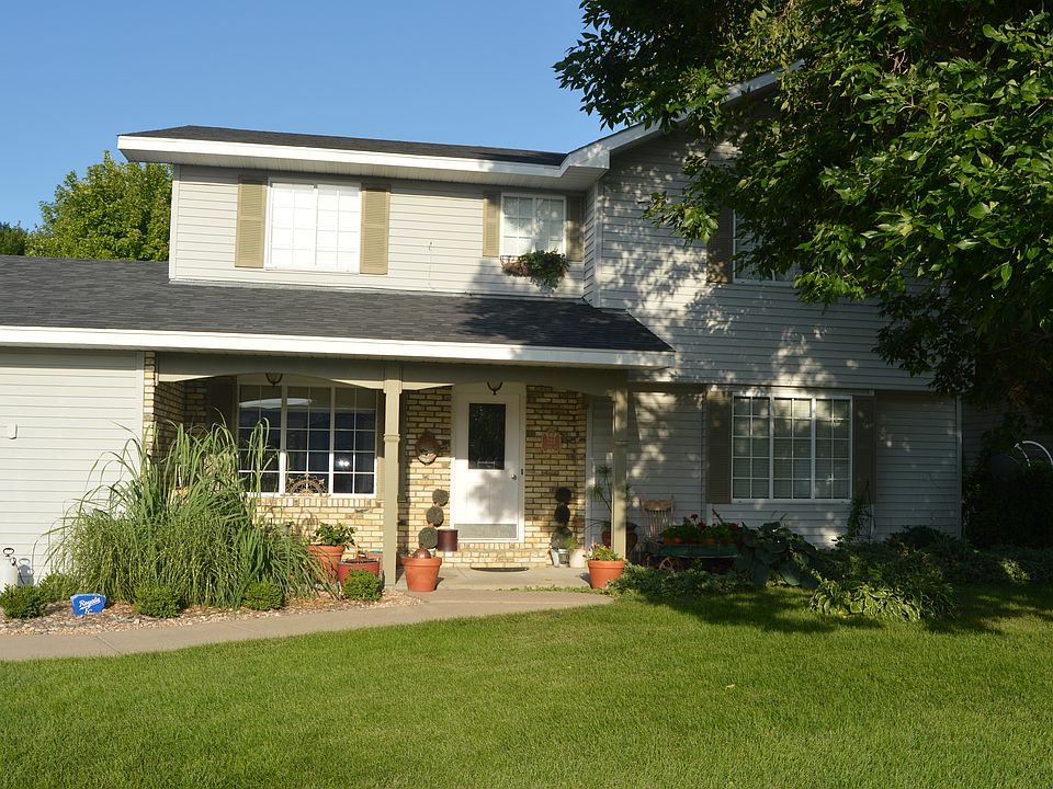 1st image of 721 S Bare Ave