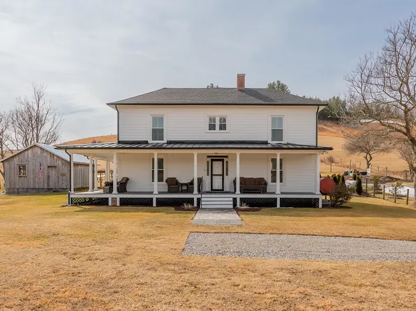 5297 Comers Rock Rd, Elk Creek, VA 24326