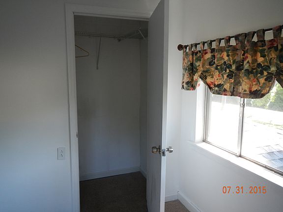closet in SE BR