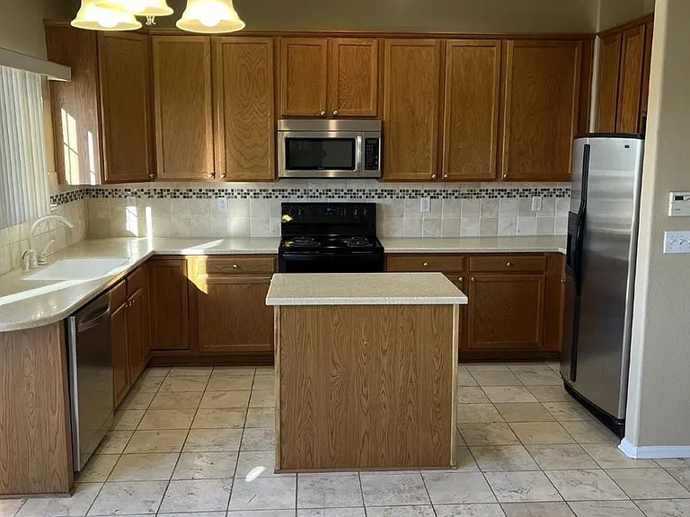 19050 E Crestridge Cir — Photo 3