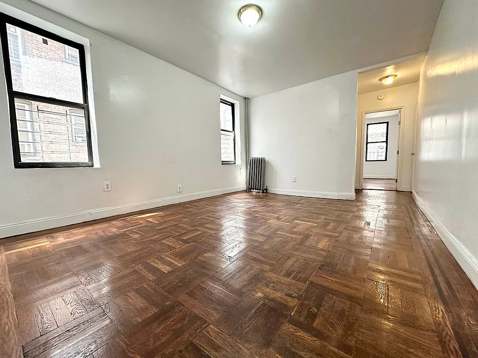 1st image of 2523 Aqueduct Ave W #2R
