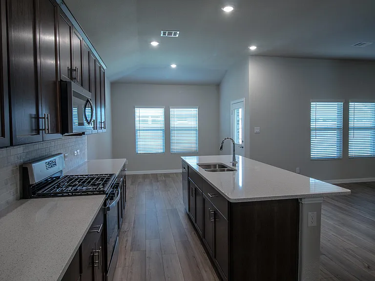 1103 Sweetleaf St — Photo 8