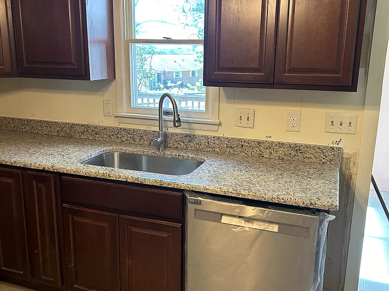 4402 Highboro Dr — Photo 5