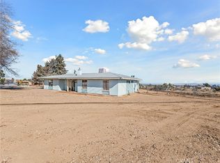 9315 Sierra Vista Rd, Phelan, CA 92371