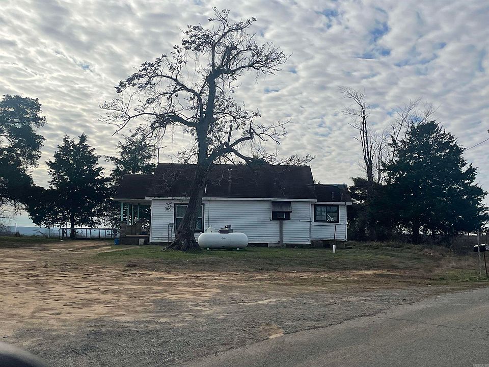 2nd image of 934 Goff Rd