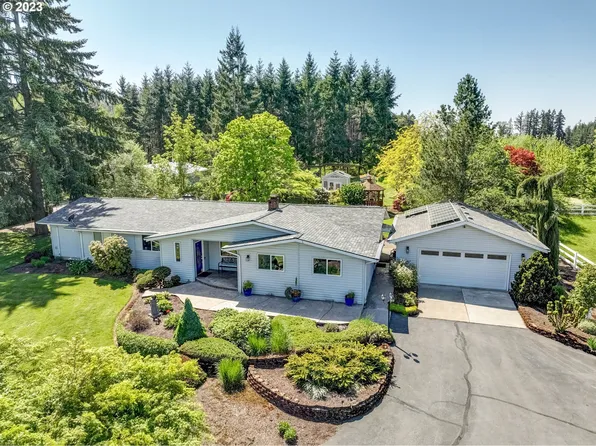 30381 S Candlelight Ct, Canby, OR 97013