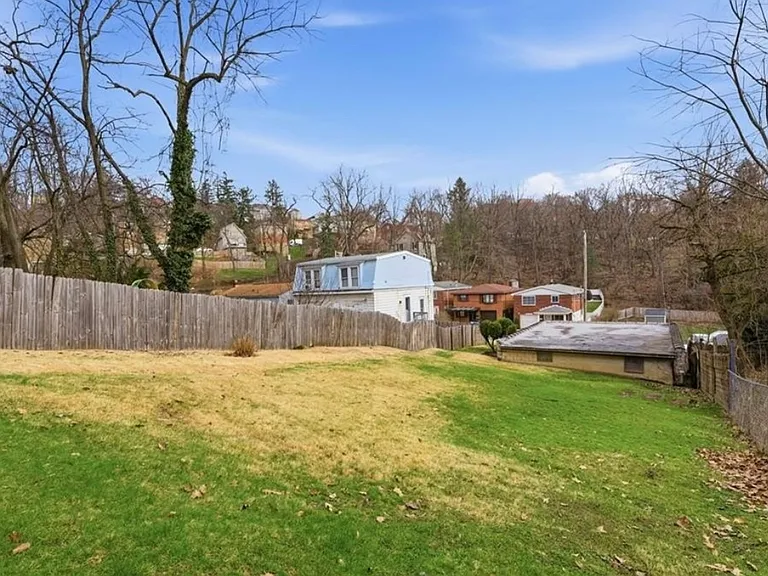 226 Frankfort Ave — Photo 27