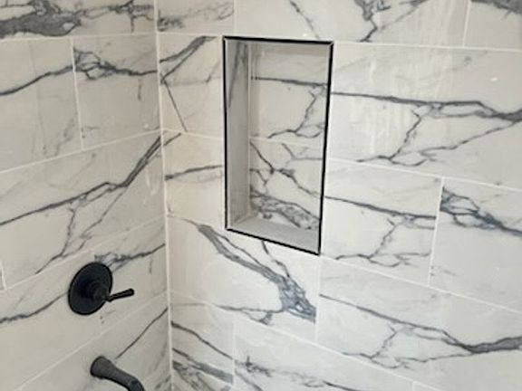 2nd image of 704 N Washington St APT 3