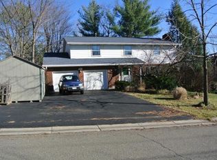 1104 Holly Ln, Endwell, NY 13760