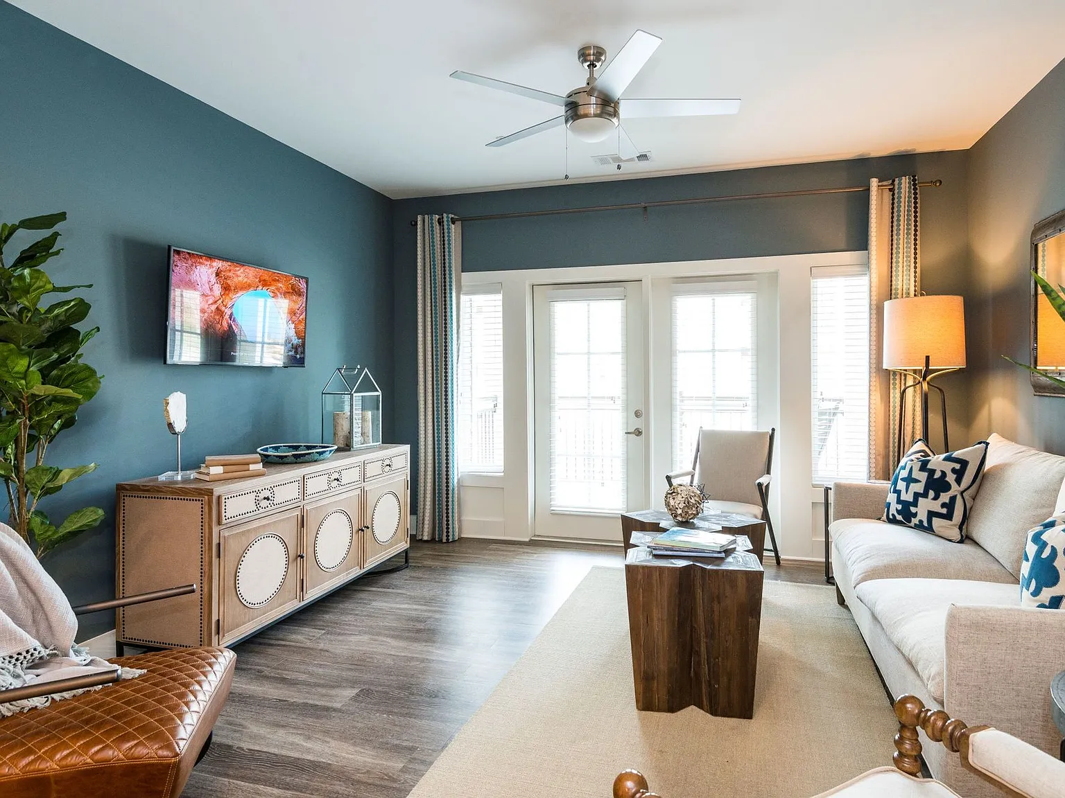 The Heyward Apartments — Photo 4