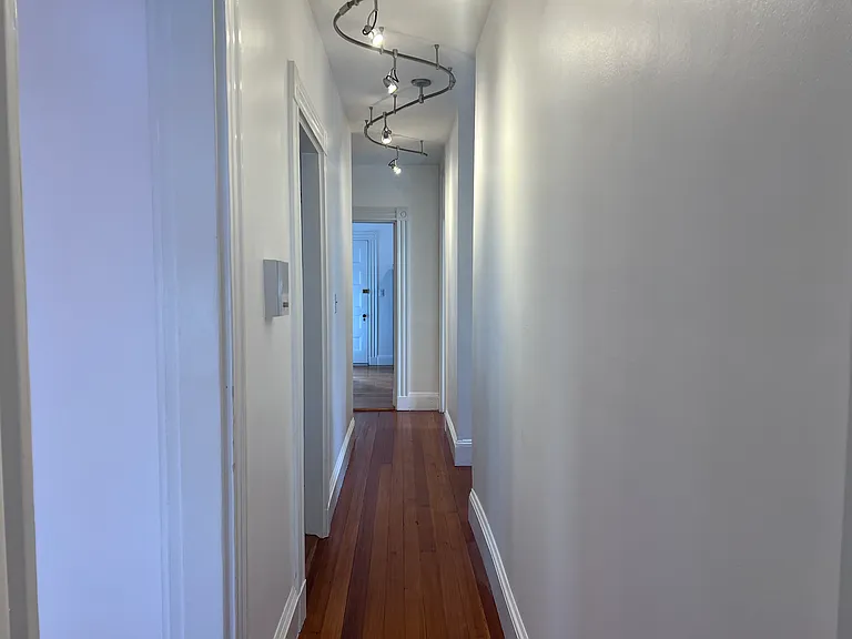 112 Franklin St #2 — Photo 10