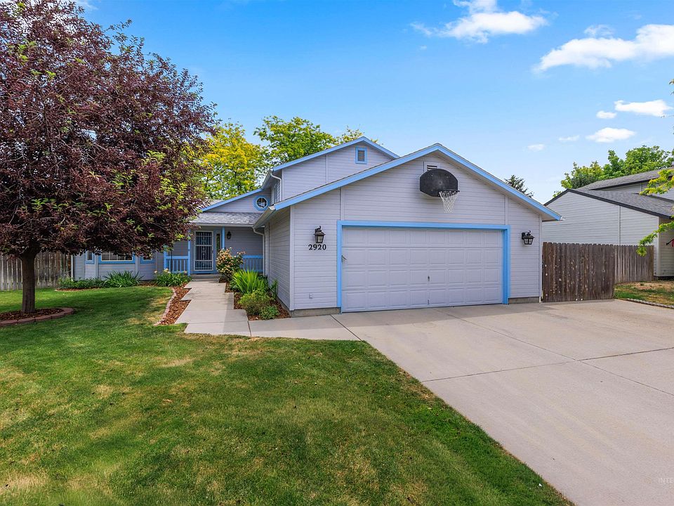 1st image of 2920 Myrtlewood Way