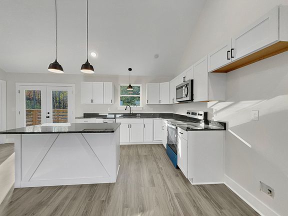 4th image of 15 Scenic Ln Lot 33