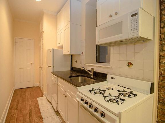 3rd image of 73 E 3rd St APT Bb