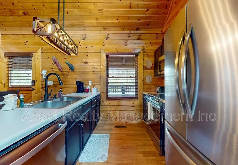 2632 Camden Way — Photo 4