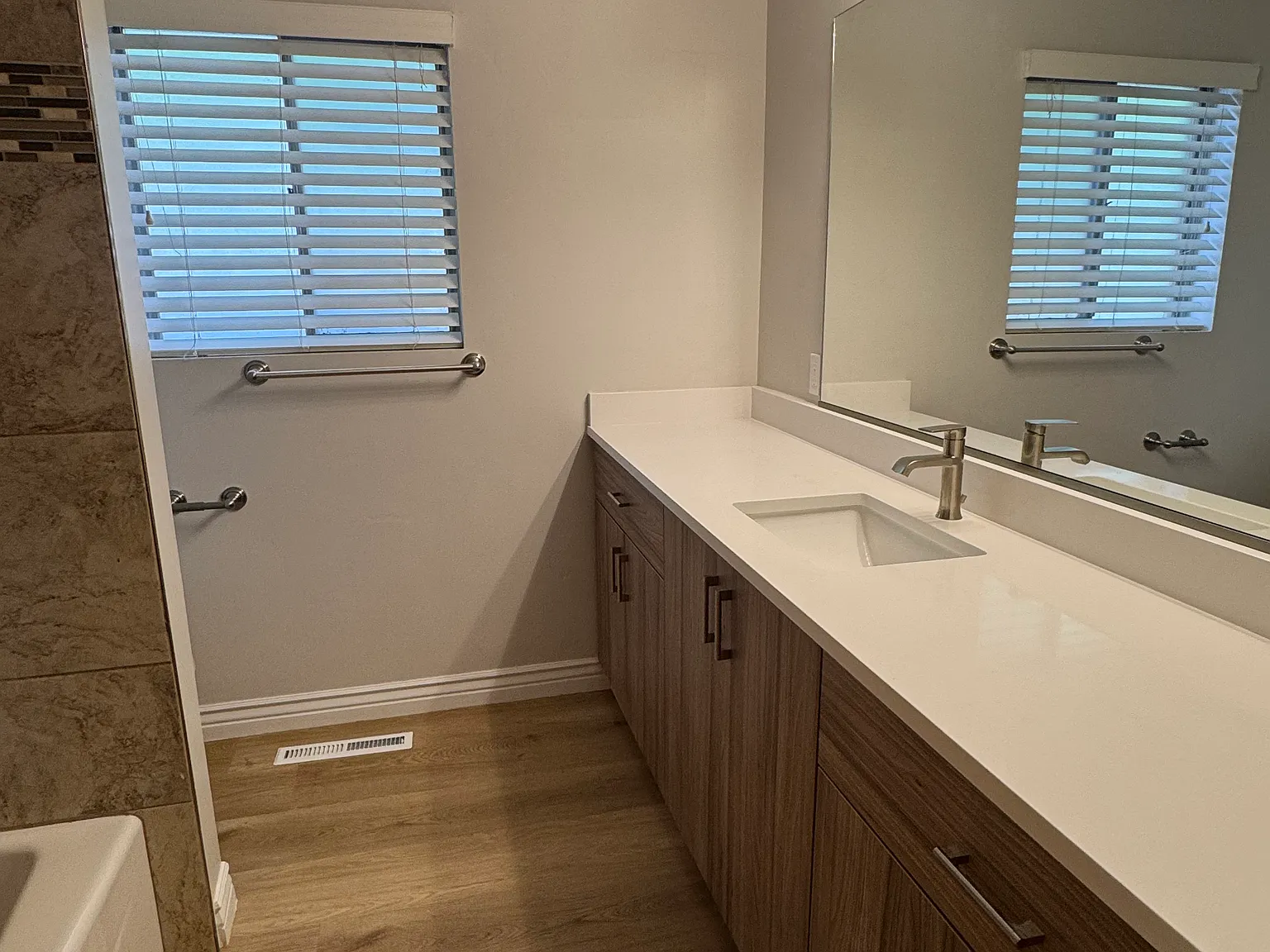 3 bed, 1768 sqft, $1,800 — Photo 3