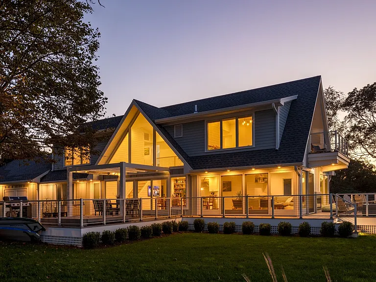 18 E Landing Rd — Photo 28