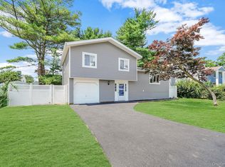 180 Branch Avenue, Central Islip, NY 11722