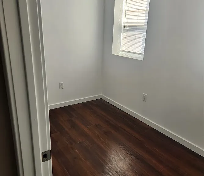 1933 E Huntingdon St #2 — Photo 5