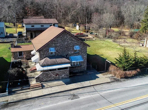 656 Valley St, Orbisonia, PA 17243