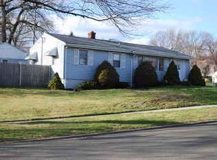 155 Kasper Cir, Stratford, CT 06614