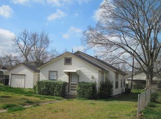 114 3rd St, Brazoria, TX 77422
