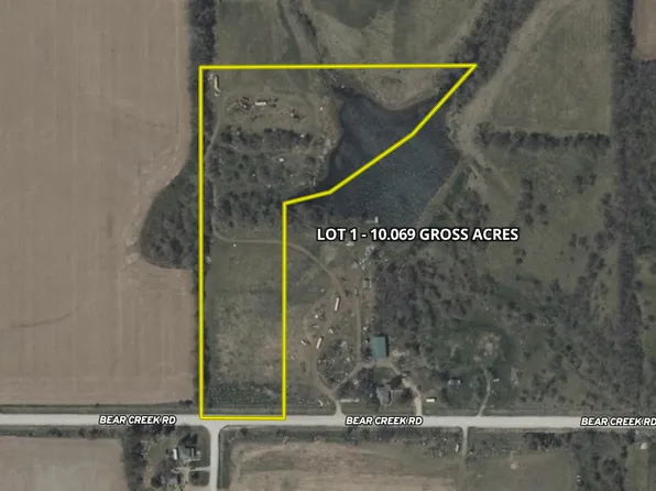 15215 Bear Creek Rd, Earlham, IA 50072