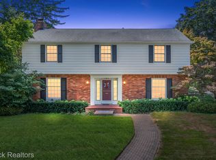 783 Wooddale Rd, Bloomfield Hills, MI 48301