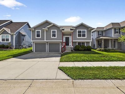 1013 SW Arborfair Dr, Lees Summit, MO, 64082