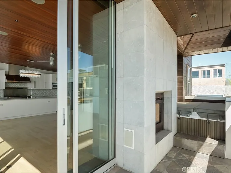 3316 Crest Dr — Photo 11