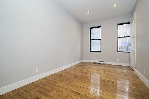 Rented by REAL New York | media 29