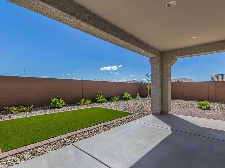14807 W Soft Wind Dr — Photo 27