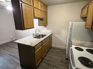 1500 Black Hill Dr #3, Gainesville, TX 76240