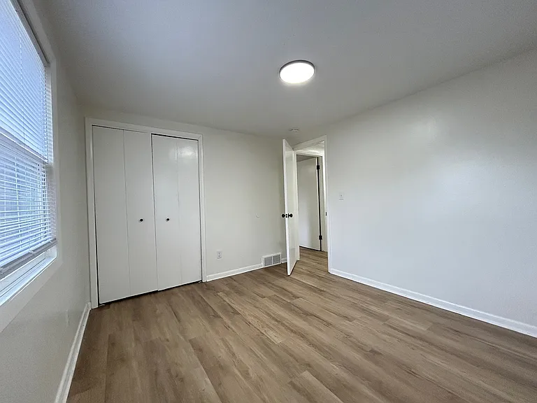 225 Sippo Ave NW #225 — Photo 11