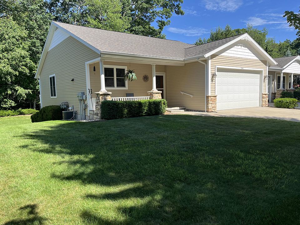 1st image of 1256 Blue Heron Dr