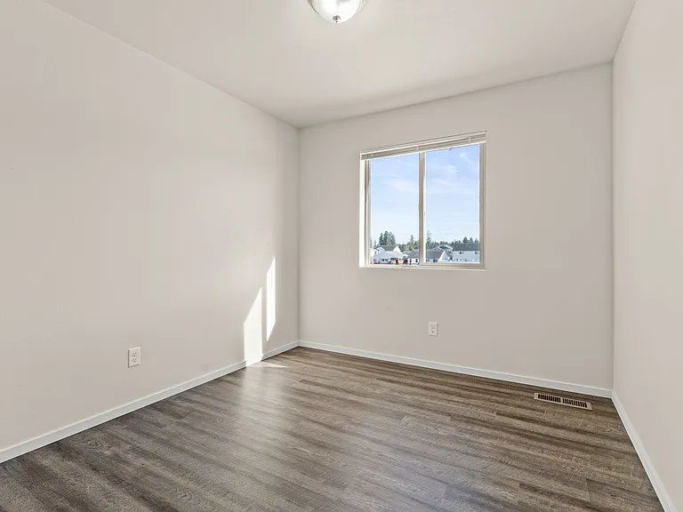 9121 W Winona Rd — Photo 24