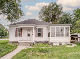 127 S Clinton St, Pittsfield, IL 62363