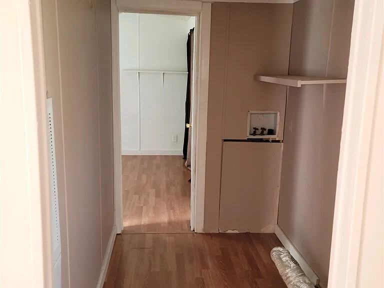 426 Robin Cir — Photo 6