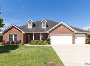 7006 Freedom Park Cir SE, Owens Cross Roads, AL 35763