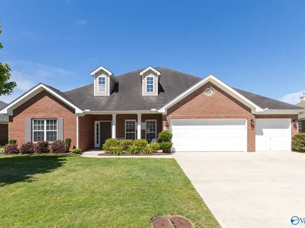 7006 Freedom Park Cir SE, Owens Cross Roads, AL 35763