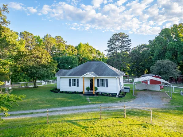1605 Old Dallas Hwy, Dallas, NC 28034