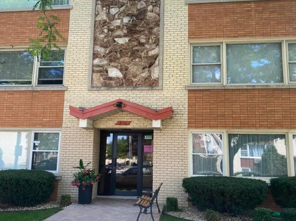 3111 Paris Ave APT 207, River Grove, IL 60171