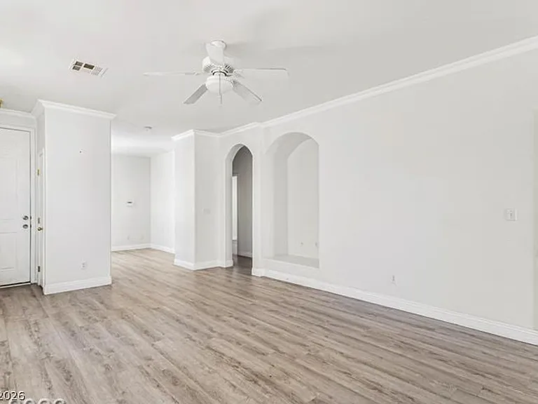 2520 Bottle Palm Ct — Photo 5