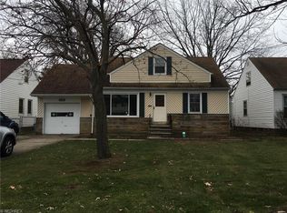 27530 Lake Shore Blvd, Euclid, OH 44132