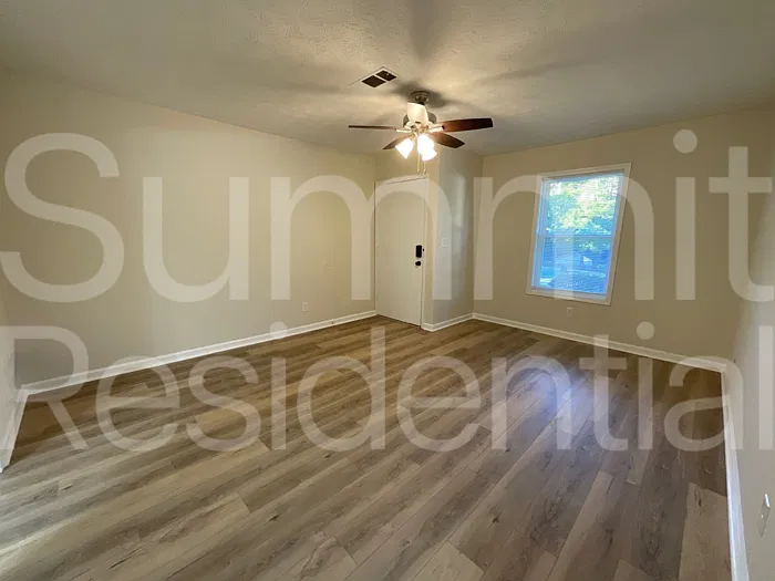 2 bed, 1.0 bath, 1113 sqft, $1,445 — Photo 4