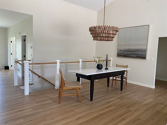 4th image of 10633 Cove Ln