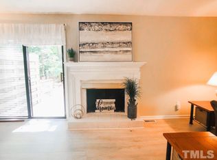 5751 Three Oaks Dr, Raleigh, NC 27612