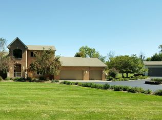 8534 Cooper Rd, Johnstown, OH 43031