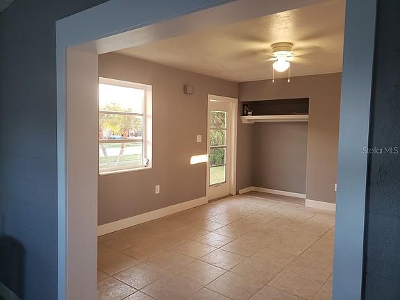 3rd image of 4445 Bayano St